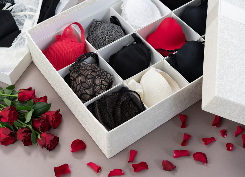 Dessous-Box